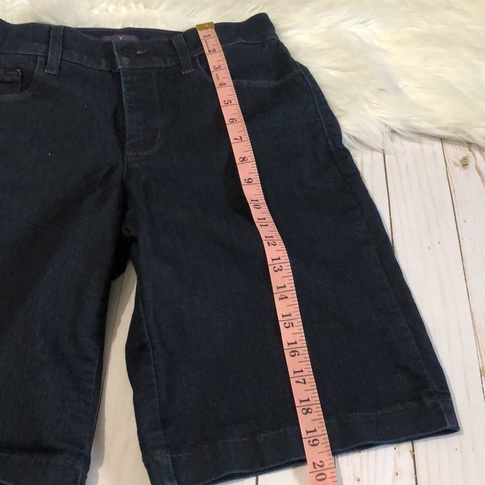 NYDJ Shorts Size 2 EUC - Picture 9 of 9